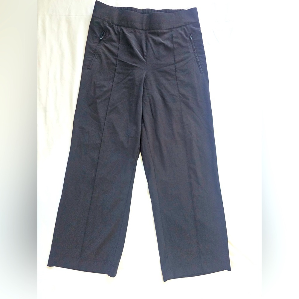 Simply Vera Black Work Size Large. Barely Worn.